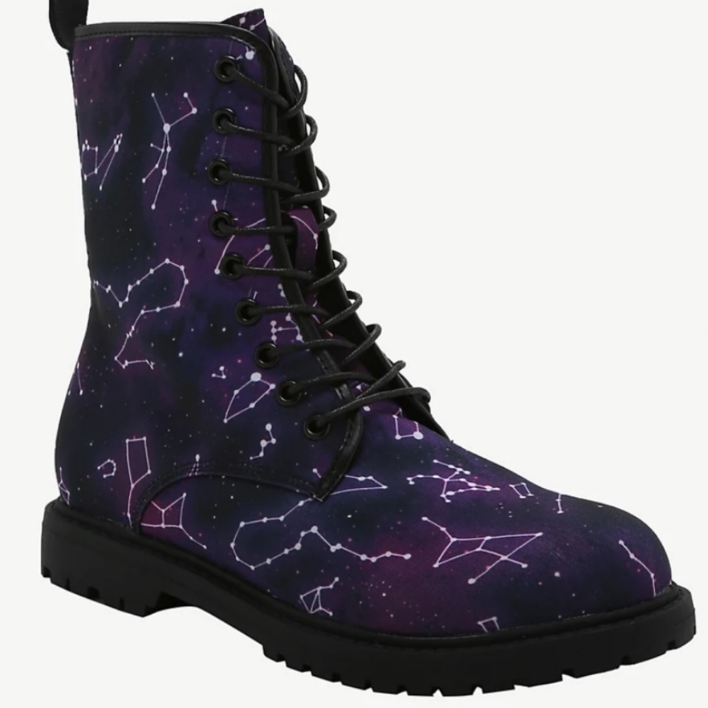 Constellation/Galaxy Combat Boots Size 9